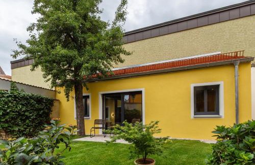 Neumarkt in der Oberpfalz Apartment | Tim's Wohnhaus