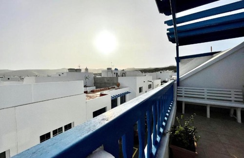 Punta Mujeres Apartment | Timanfaya Apartment, Wifi, sea views,Punta Mujeres