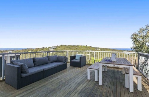 Fairhaven House | Timbara Hideaway I Ocean Views I Pet Friendly