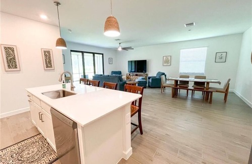 Gateway House | Timber Creek Paradise-Beautiful Property located in a Gated Community!