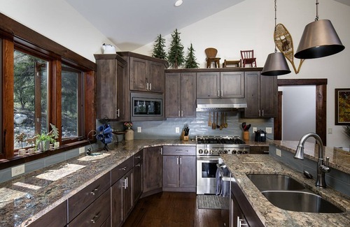 Nathrop House | Timber Frame Home with Spectacular View of Chalk Cliffs and Canyon