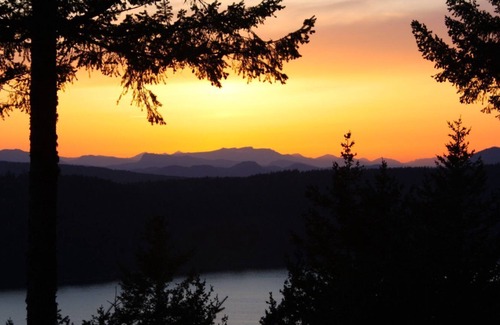 Rosario Cabin | Timber Lodge Log Home, 10 Person Theater Room, Hot Tub, Pool Table, Ocean Views!