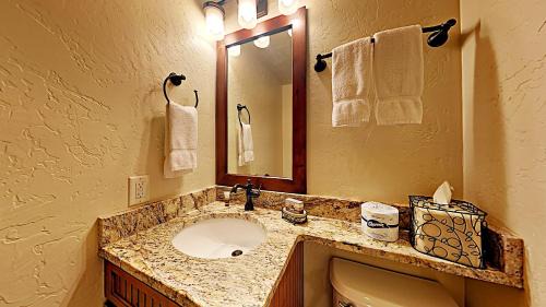 Snowmass Village House | Timberline Condominiums 1 Bedroom Deluxe Unit C1B