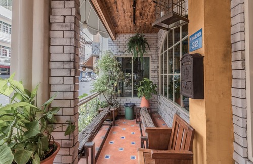 Pom Prap Hotel | Time Sabai 32