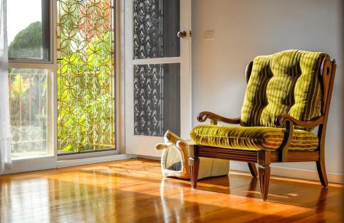 Frankston House | Timeless Frankston Heritage Family Home