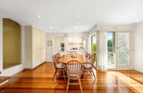 Frankston House | Timeless Frankston Heritage Family Home