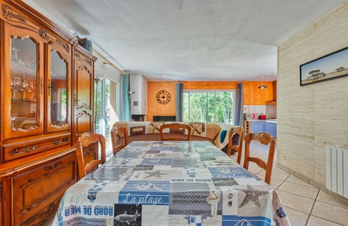 Naujac-Sur-Mer House | Tina by Interhome