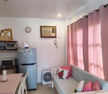 Coron Town Proper Apartment | Tinir Transient Inn Coron Town - 3 to 4pax