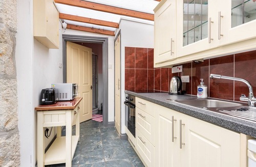 St Austell Cottage | Tinners Forge, a pretty cottage near Mevagissey