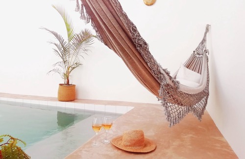 Jambiani Villa | Tiny Eco pool villa 3 beds 1 min beach serviced