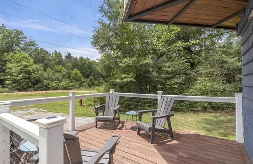 Starkville House | Tiny Home Getaway | Close to MSU | Peaceful Stay
