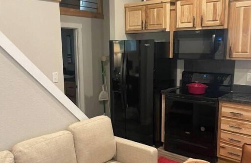 Athens House | Tiny home in a gated community with dog park