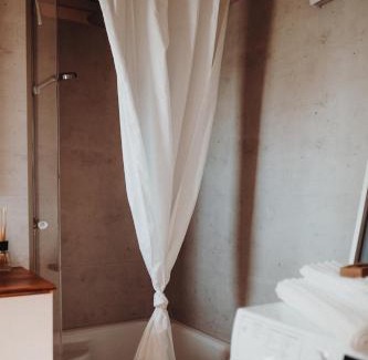 Ziemetshausen Apartment | Tiny House Lebenshofalpakas