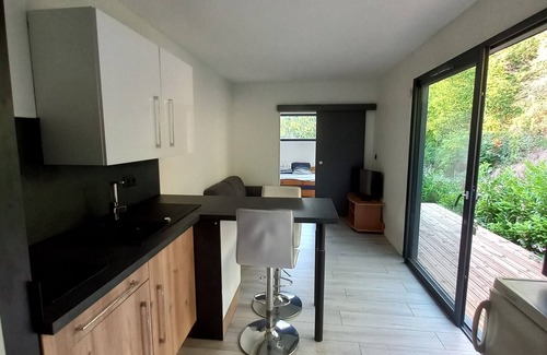Sain-Bel House | Tiny house rental in western Lyon