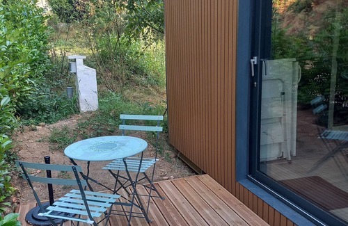 Sain-Bel House | Tiny house rental in western Lyon