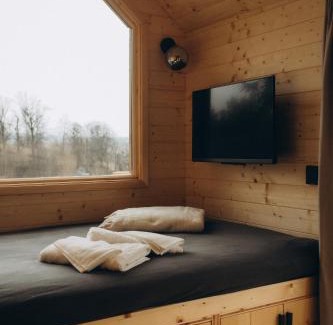Nove Hrady House | Tiny house s vyhřívacím koupacím sudem