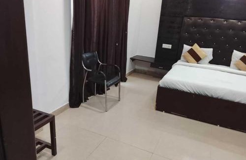 Gurugram House | Tipsyy Inn 014