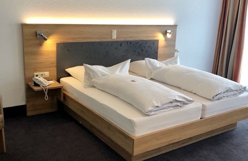 Deisslingen Hotel | Tiptop Hotel Hirt