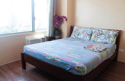 Malate Apartment | Titan 22P Condo at WH Taft Residences Manila