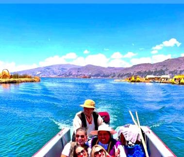 Puno Hotel | Titicaca Floating Lodge