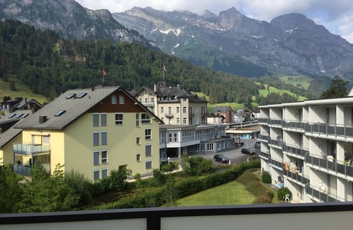 Engelberg Apartment | Titliszentrum 2 by Interhome