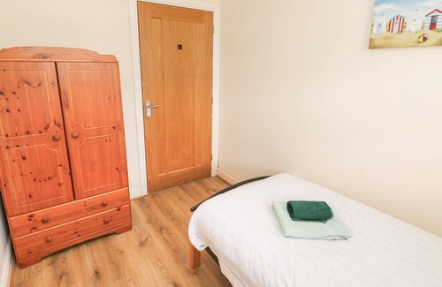 Haverfordwest Cottage | Tlws Bach, ROCH