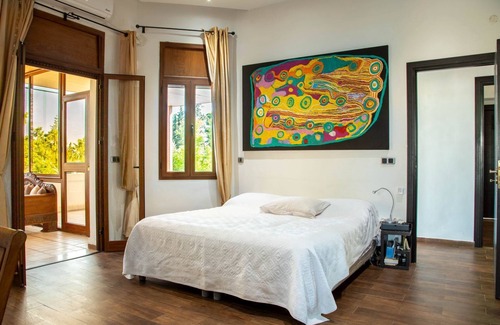 Amilcar Bed & Breakfast | The house of ruins