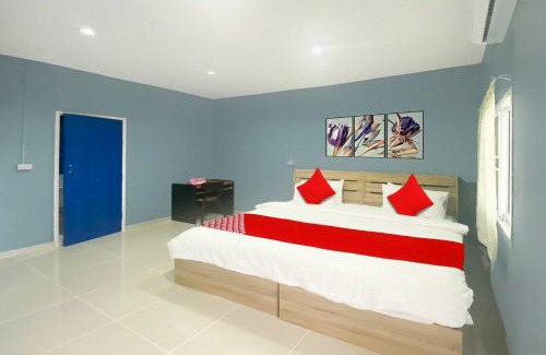 Na Chom Thian Hotel | To The Sea by Belvilla