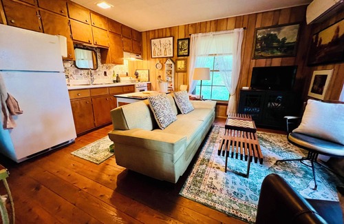 Laurel Springs Cabin | Tobe’s cabin, complete with EV hook up …nin the Alleghany mountains of NC
