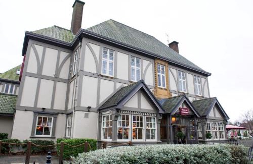 Quinton Hotel | Toby Carvery Birmingham by Innkeeper's Collection