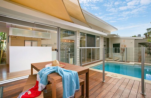 Mermaid Beach House | Tobys Beach House - Executive-style beach house has everything you need within easy reach