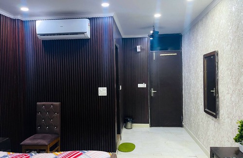 Jangpura Bed & Breakfast | Tom and jerry residency
