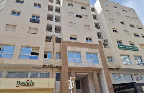 Centre Urbain Nord Apartment | Tom II Expresse Médical