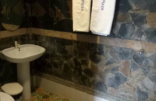 Rayong Hotel | Tom Pizza Resort