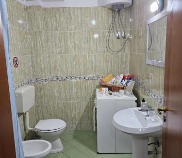 Orikum Apartment | Tomi's Orikum Apartments