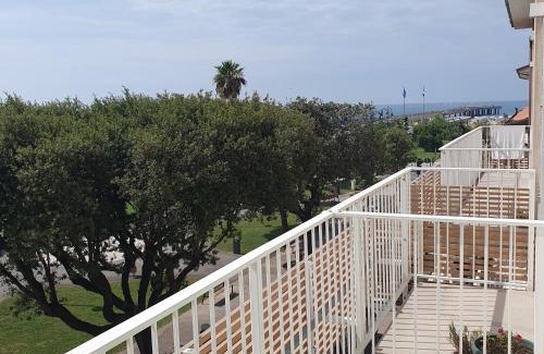 Tonfano Apartment | Tonfano Waterfront Penthouse