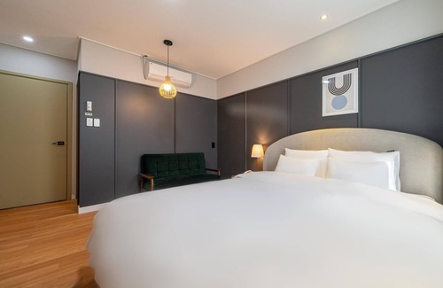 Chungmu Hotel | Tongyeong Hound Hotel Tongyeong Hangnam