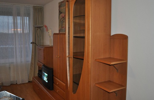Urbach Apartment | Top airport apartment, free parking. WIRELESS INTERNET ACCESS