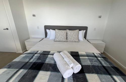 Binalong Bay House | TOP DECK - Panoramic water views of the Bay of Fires