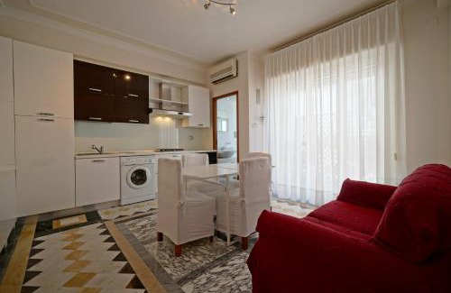 Borgo-Sanzio Apartment | Top Floor Aparthotel Bentivoglio 2