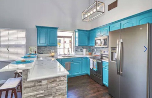 Indian Shores Condo | Top floor beach condo with gulf & inter-coastal views!
