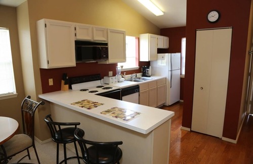 Indian Point Apartment | Top Floor Eagles Nest Condo with Pool and Hot Tub and Lake Views close to SDC