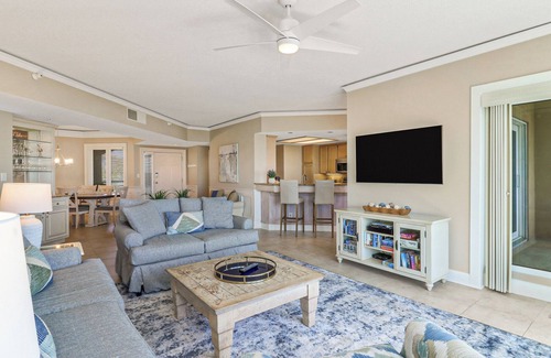 Palmetto Dunes Villa | Top Floor Oceanfront 3 Bedroom villa with panoramic views and community pool