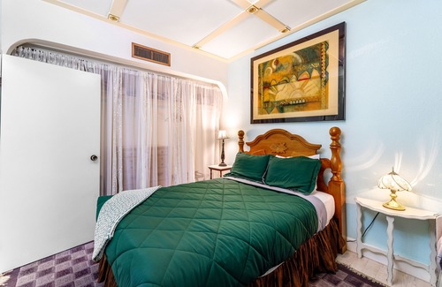 Seaside Condo | Top-floor, oceanfront condo with amazing views - steps to the beach