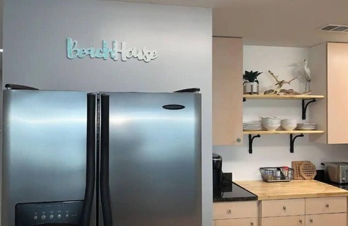 Biloxi Condo | Top Floor On the Beach, 2 Bed-Seabreeze, Biloxi MS