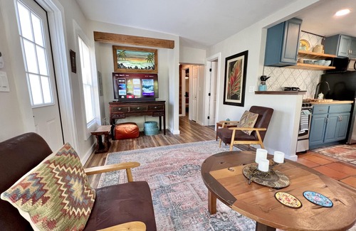 Valencia Terrace Cottage | TOP FLORIDA's La Casita