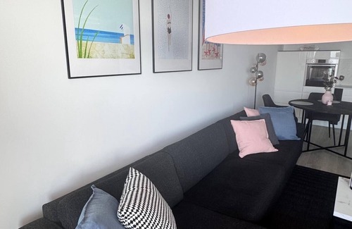 Alt-Travemunde/Ronnau Apartment | TOP LOCATION, DIRECTLY ON THE BEACH, 32. FLOOR WITH A DREAMLIKE VIEW