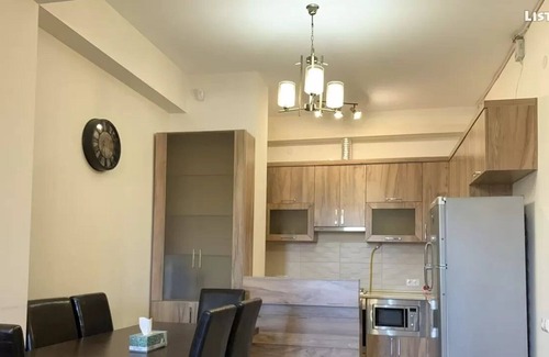 Arabkir Condo | Top of the cascade