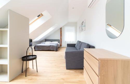 Klaipeda Apartment | TOP street ONE Apartments, by Cohost