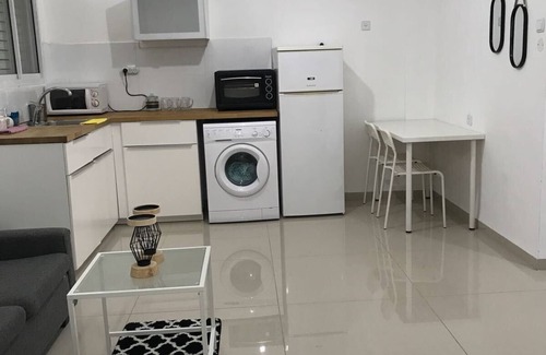 Kiryat Motzkin House | Top Studio Central Haifa - Akko - Beach. BEST FIND